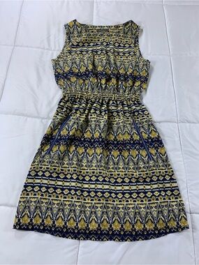 Pre loved SUZY SHIER dress womens size M